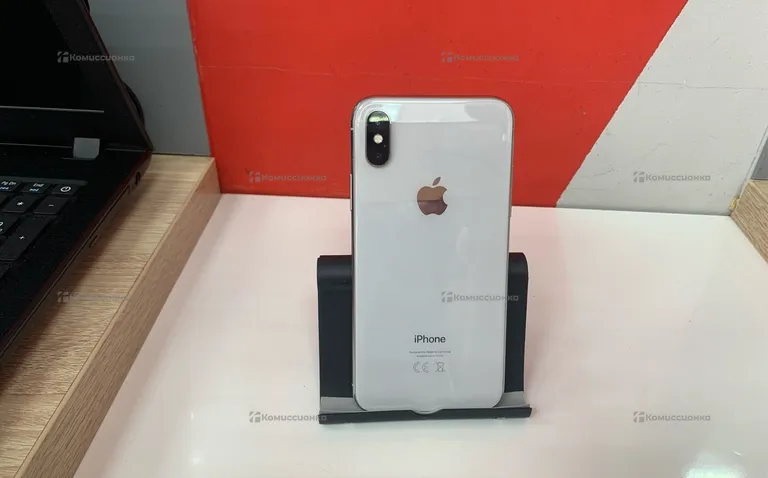 Apple IPhone X 64 ГБ
