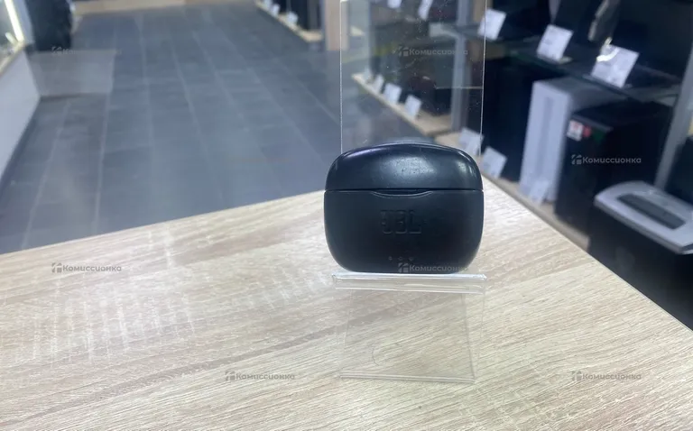 Наушники  JBL