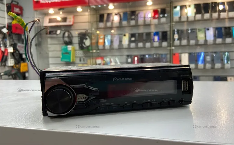 Автомагнитола  pioneer mvh 180UBG