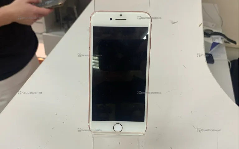 Apple Apple iPhone 7 128ГБ