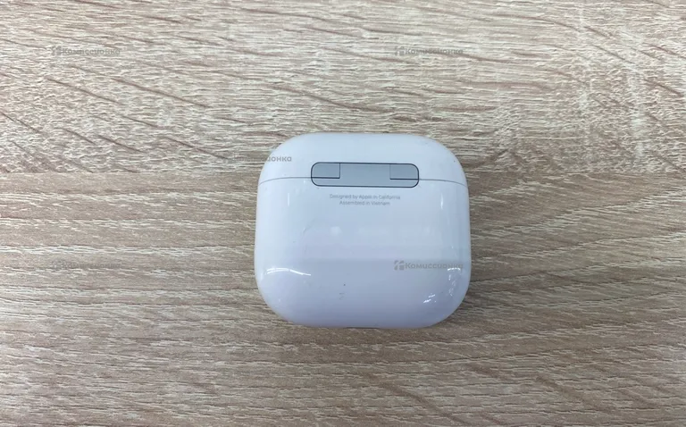 Наушники  AirPods 4