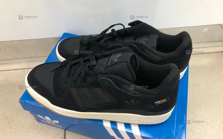 Кроссовки adidas forum low cl 46р