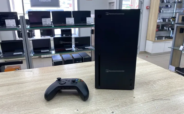 Приставка Xbox Series X 1 TB
