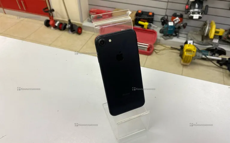 Apple 7 128 ГБ