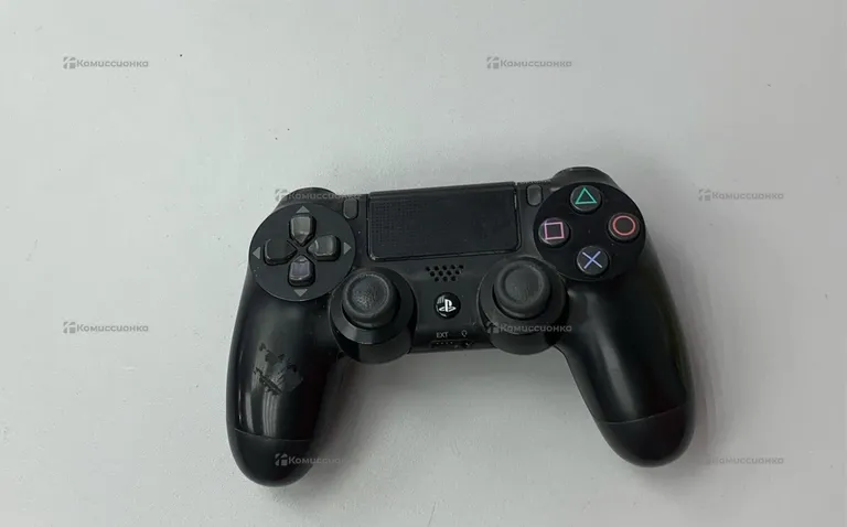 PS4. Джойстик для PS4