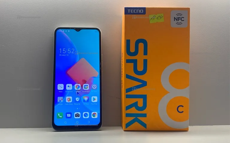 Tecno spark 8c 4/64