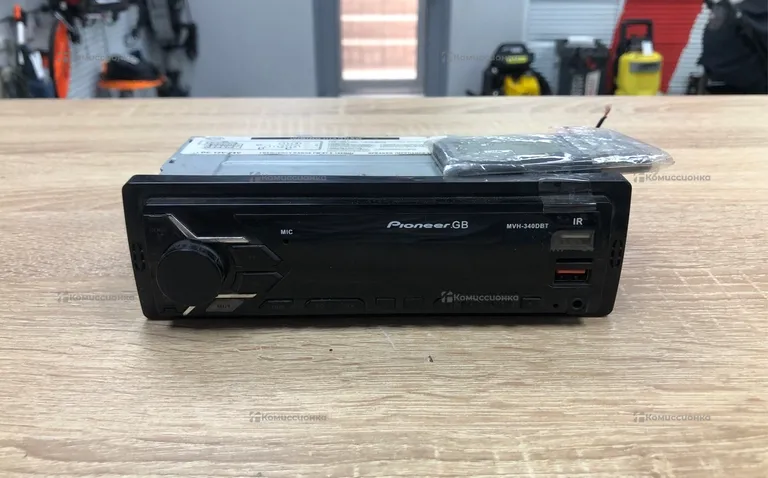Автомагнитола  Pioneer MVH-340DBT