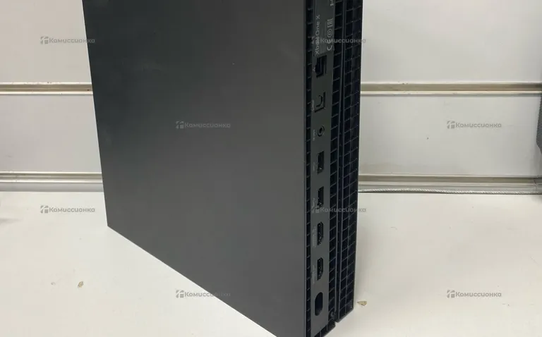 Приставка Xbox Xbox one x 1Tb