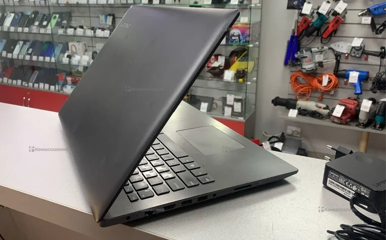 Ноутбук  Lenovo 320-15AST