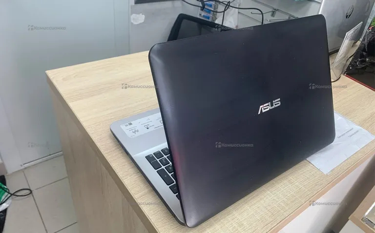 Ноутбук  ASUs R556Q