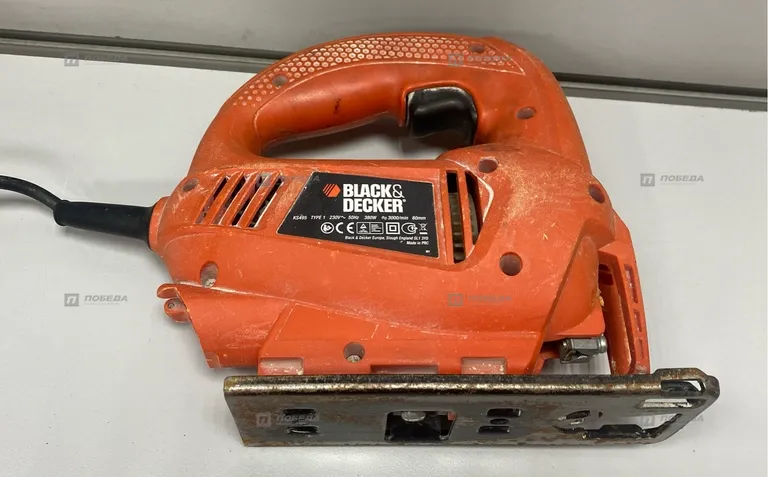 Электролобзик BLACK+DECKER KS495