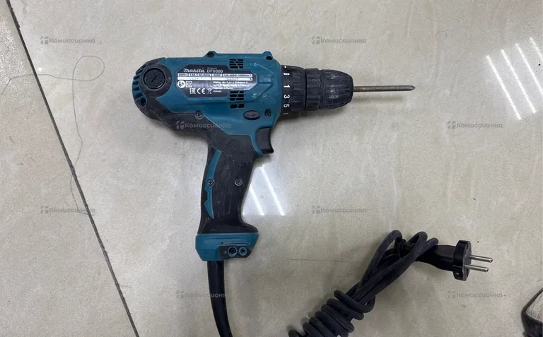 Сетевая дрель Makite DF0300