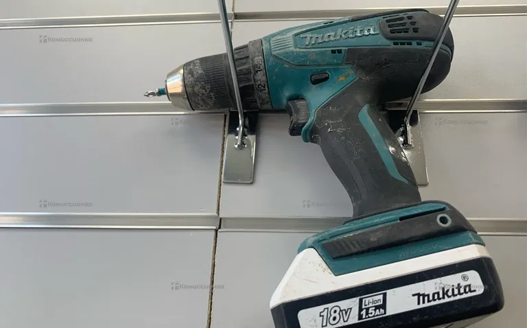 дрель шуруповерт Makita DF457D