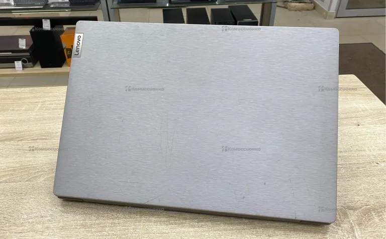 Ноутбук Lenovo