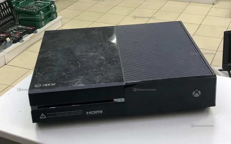 Приставка Xbox One 500Gb
