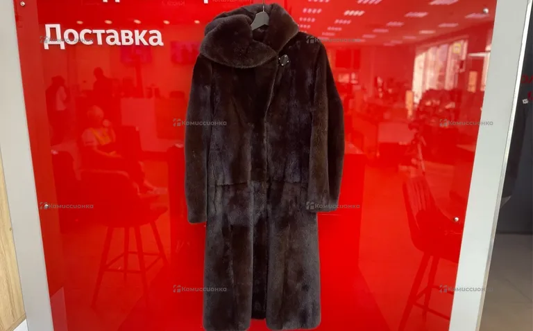 Шуба норковая Black Lama 46 размер