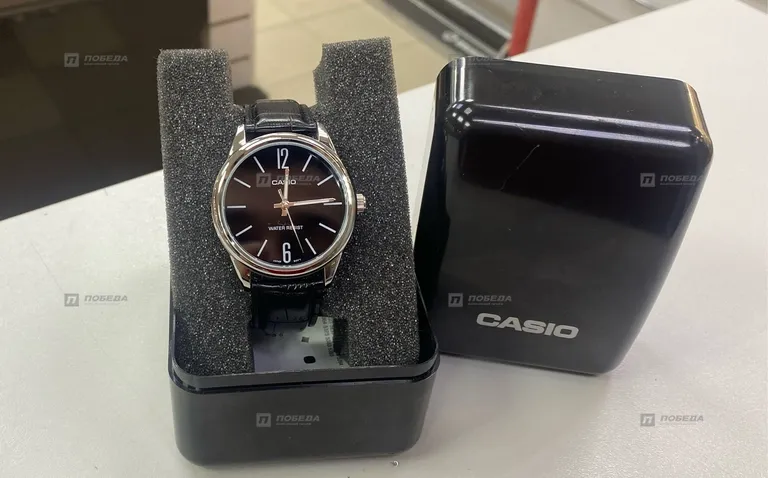 Часы Casio