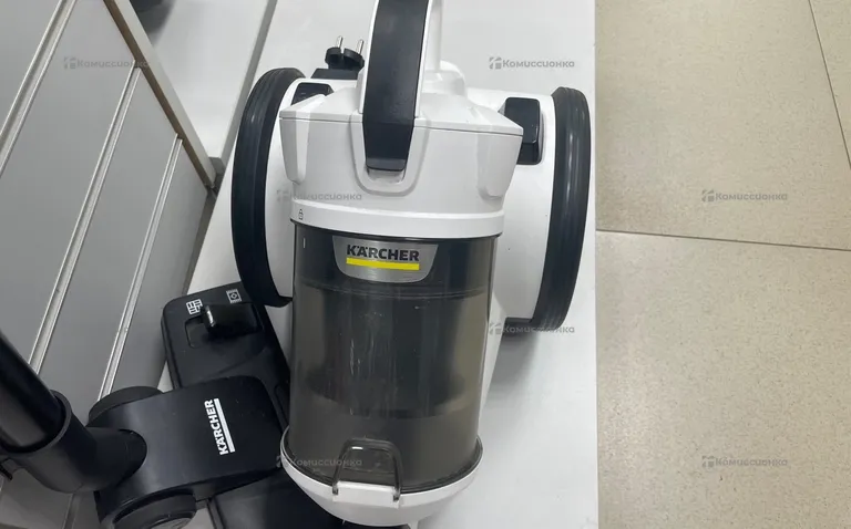 Пылесос Karcher Vc3