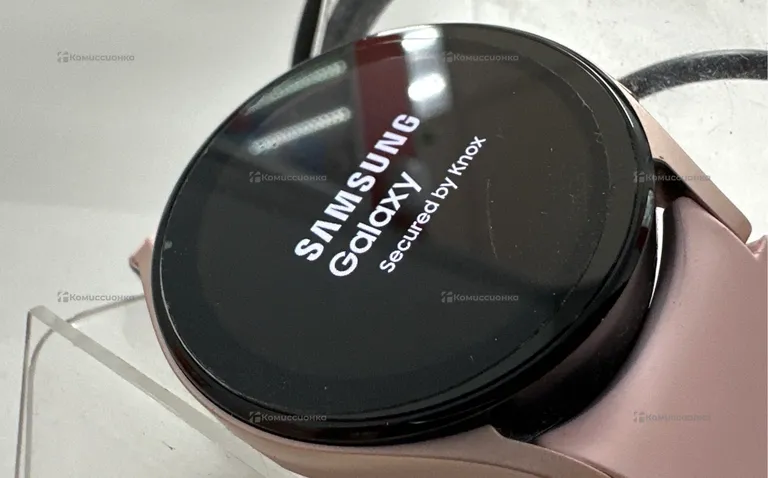 Часы Samsung Galaxy Watch FE 40mm