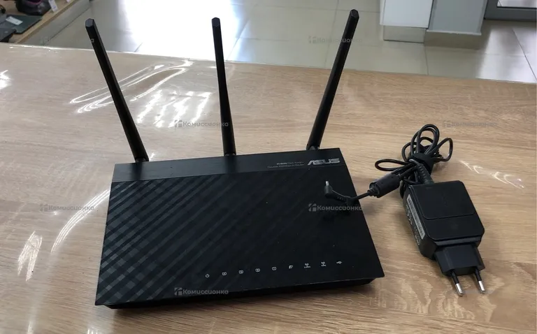 Роутер Wi-Fi Asus RT-N66U