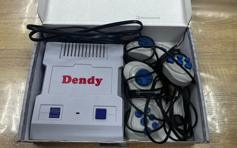 Приставка Dendy 300 игр