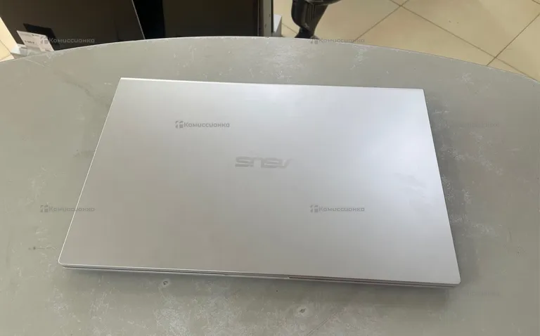 Ноутбук  asus r565m