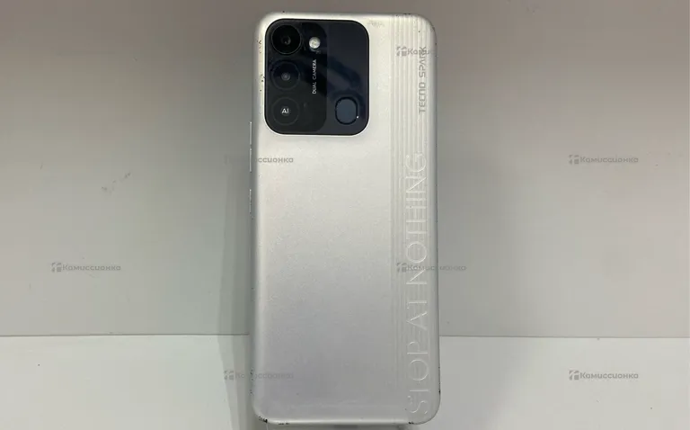 Tecno spark 8c 4/64