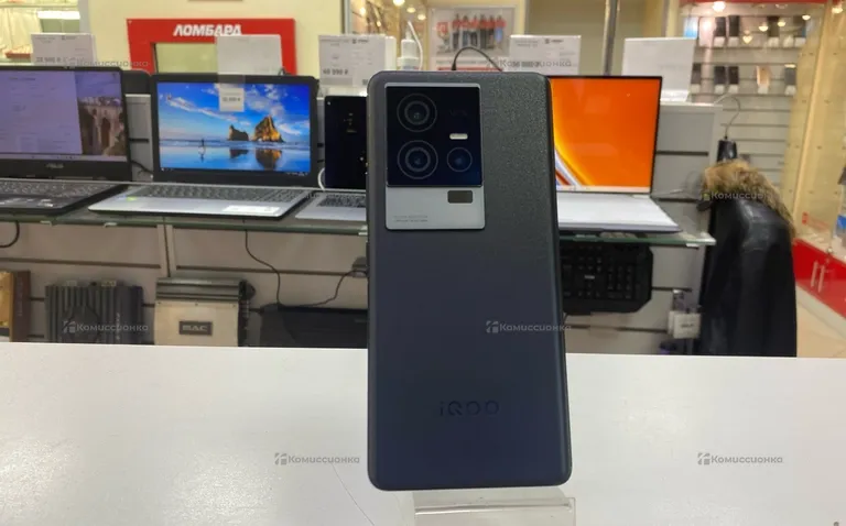 Vivo IQOO 11S 12/256 Gb