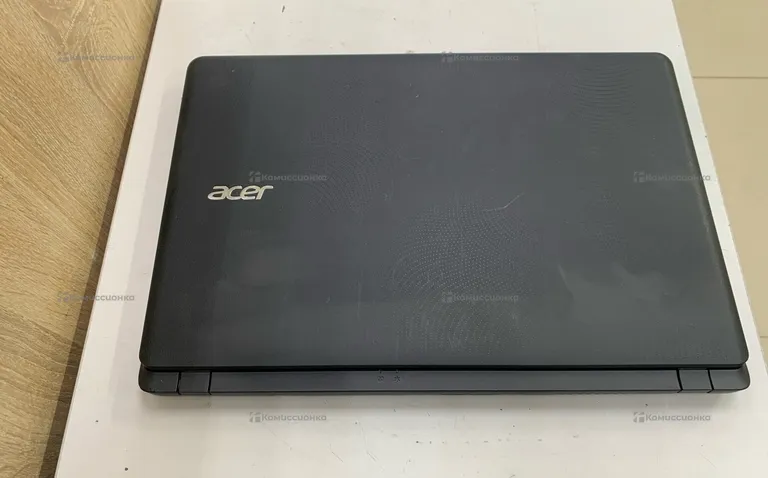 Ноутбук Acer ES1-523-45LC