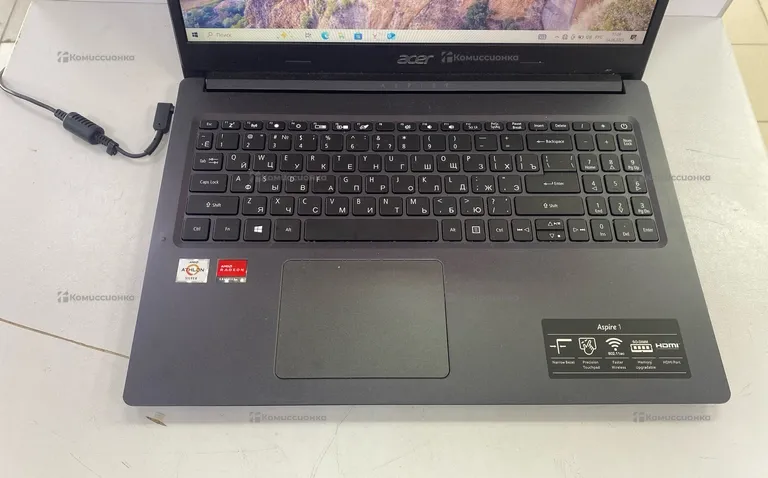 Ноутбук acer aspire 1