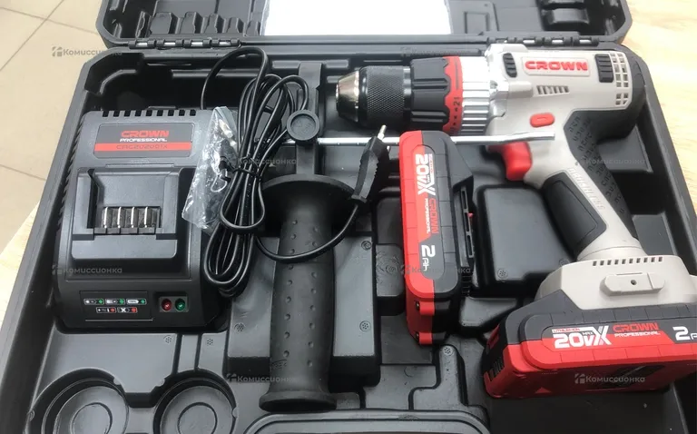Аккумуляторный шуруповерт CROWN BL CT21090HMX-2 BMC