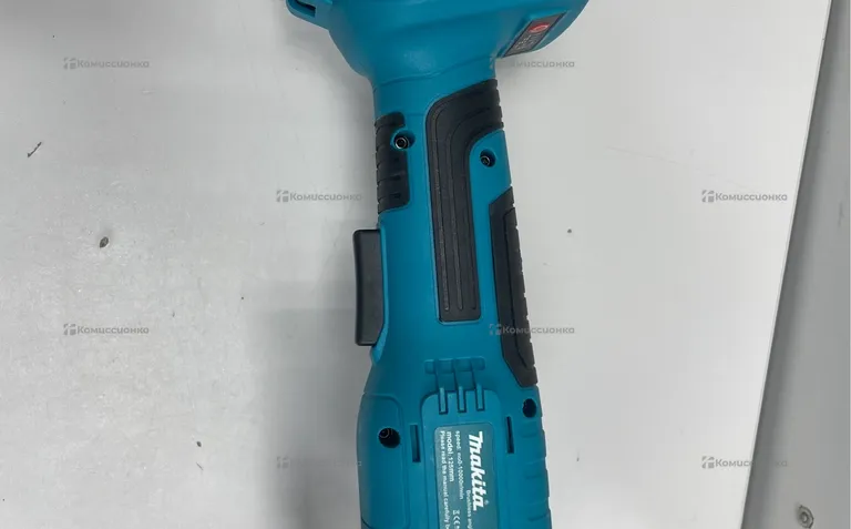 Ушм Акамуляторная  Makita реп MT1205