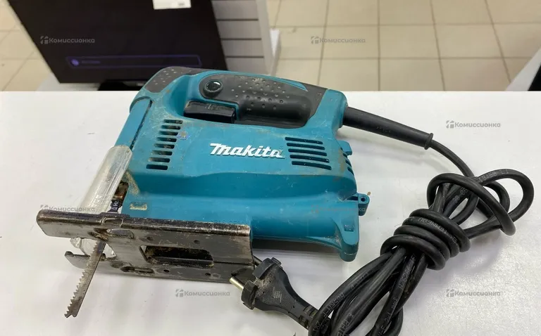 Электролобзик makita 4326