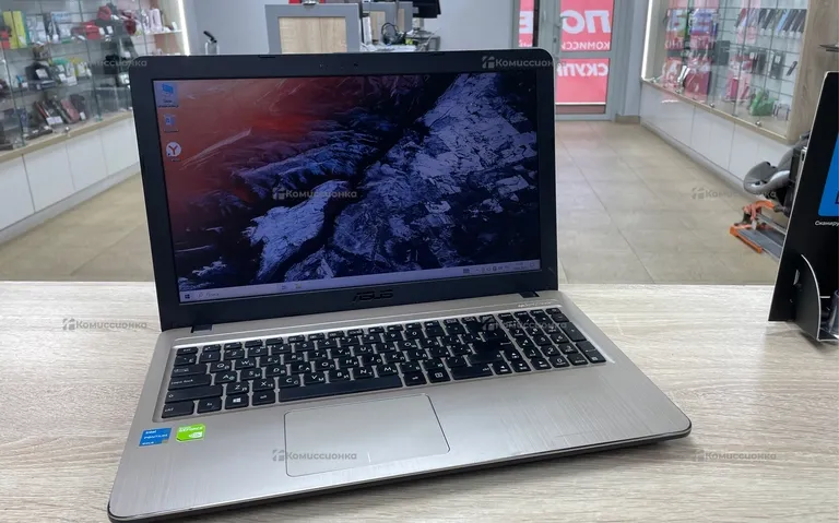 Ноутбук  Asus d540mb-gq146