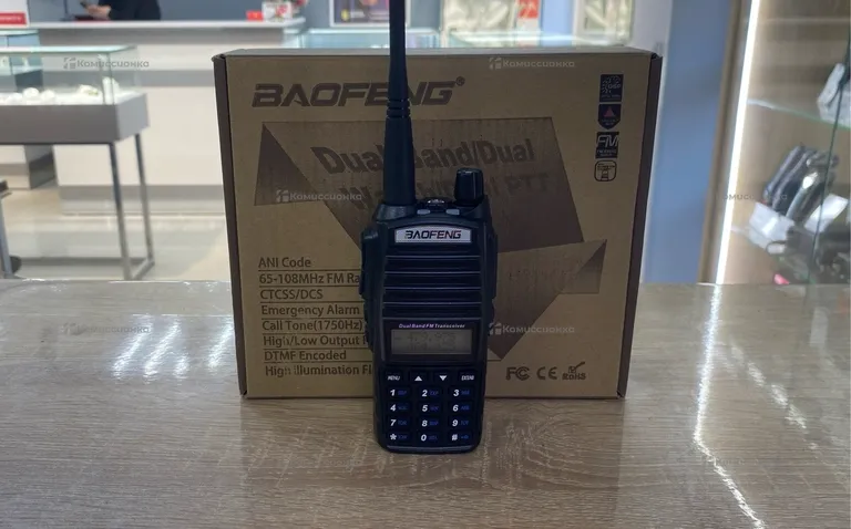 Рация  baofeng uv-82