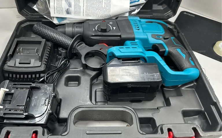 Перфоратор аккумуляторный Makita (rep.)