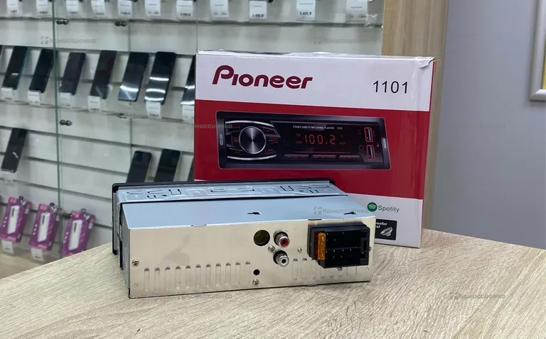 Автомагнитола  Pioneer
