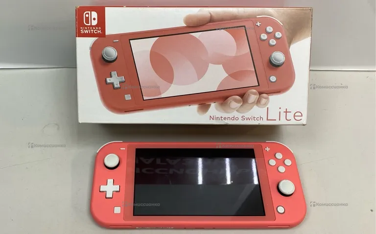 Приставка Nintendo Switch Lite