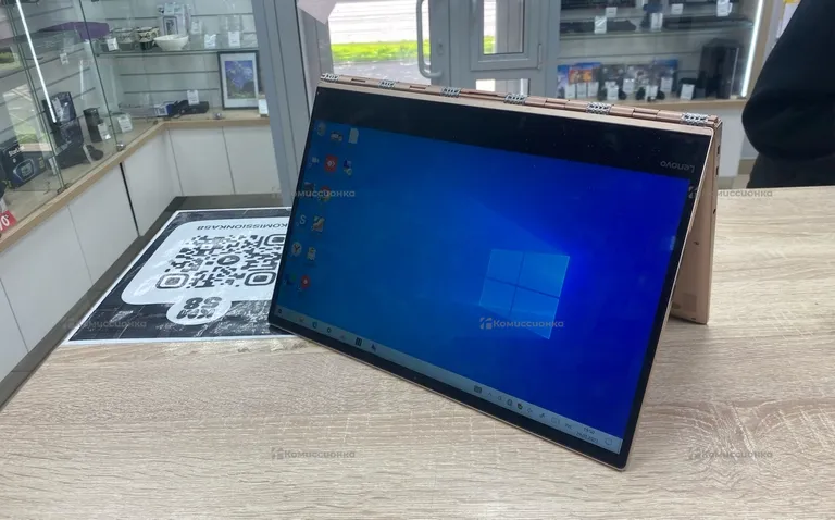 Ноутбук  lenovo yoga 920-13IKB