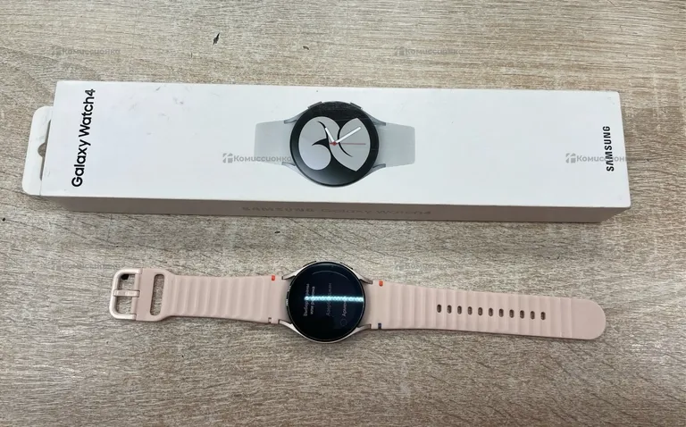 Часы Samsung Watch 4