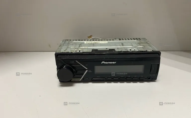 Магнитола Pioneer MVH-S100