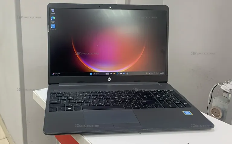 Ноутбук  HP Laptop 15