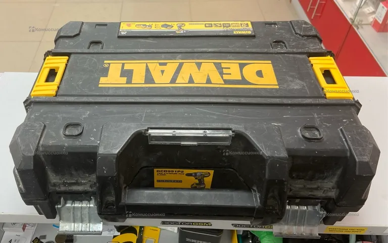 Дрель-шуруповерт dewalt DCD991P2