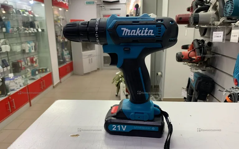 реплика Makita шуруповерт 21V