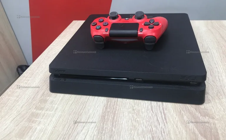 Приставка PS4. slim 500 Gb
