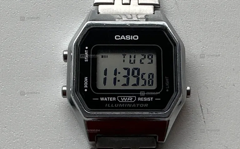 Часы Casio LA680W