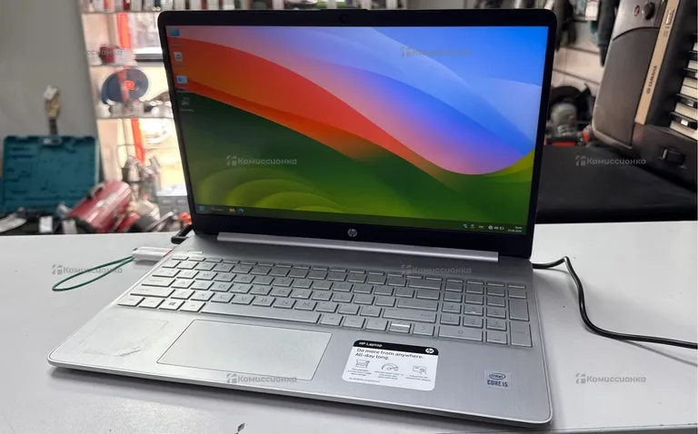 Ноутбук  HP 15s