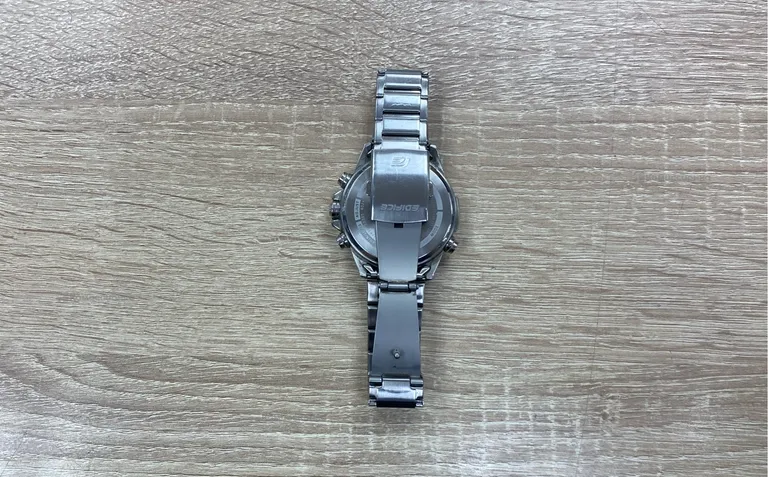 Часы  Casio Edifice 5686