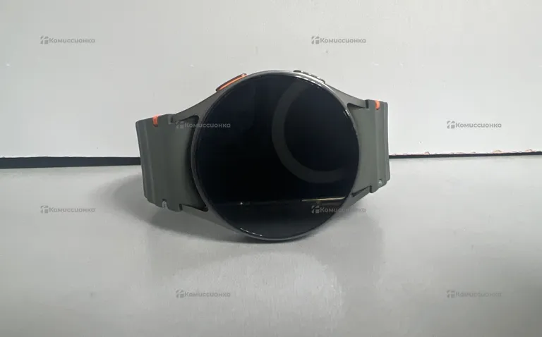 Часы  Samsung Galaxy Watch 7 40mm