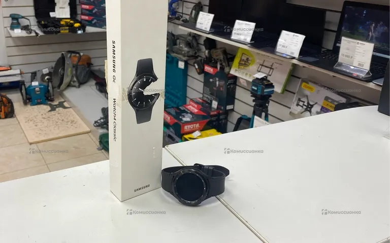 Часы Samsung Galaxy Watch4 Classic